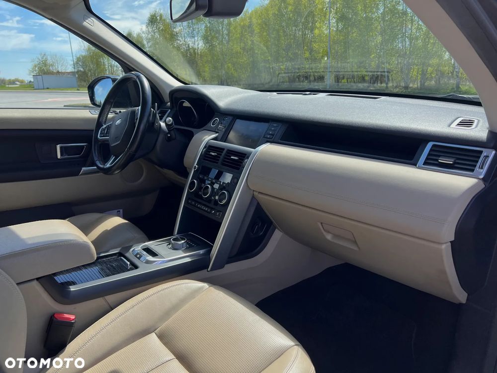 Land Rover Discovery Sport 2.0 Si4 HSE - 9