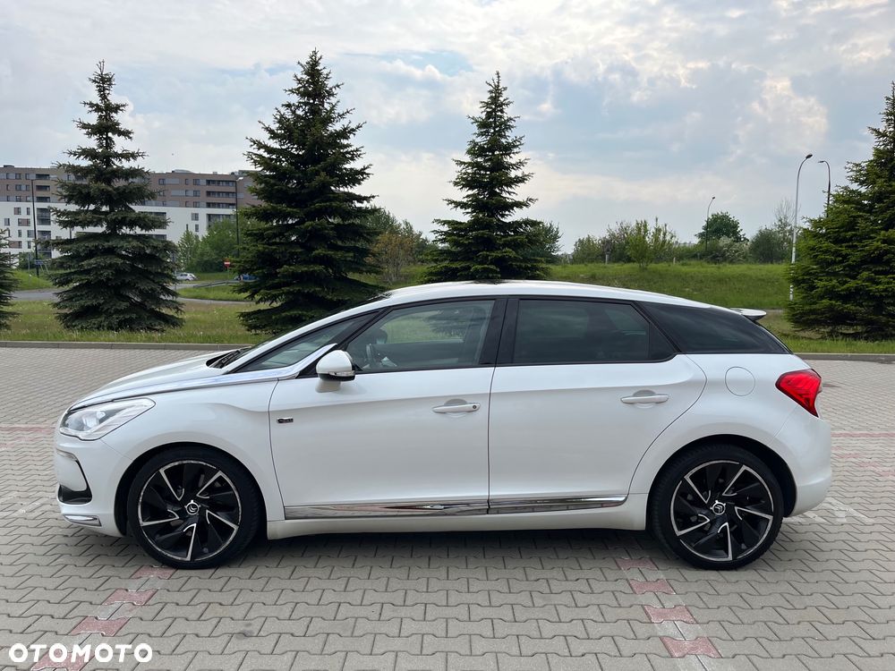 Citroën DS5 Hybrid4 EGS6 SportChic - 33