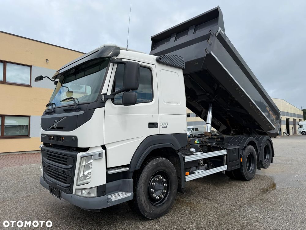 Volvo FM370 6X2 EURO6 - 1