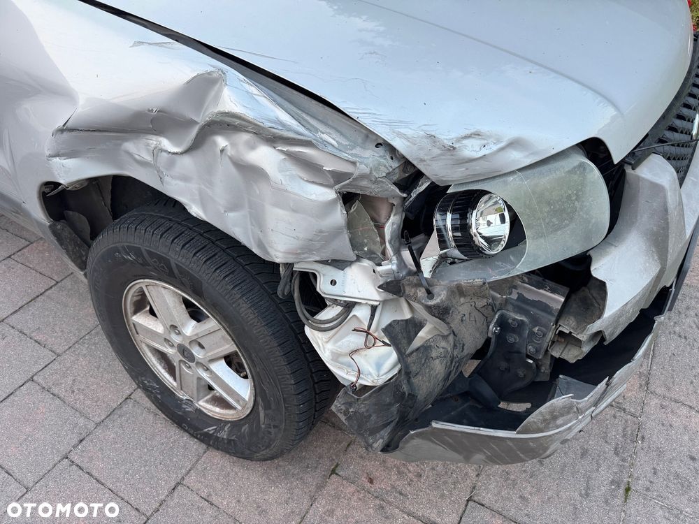 Ford Escape - 7
