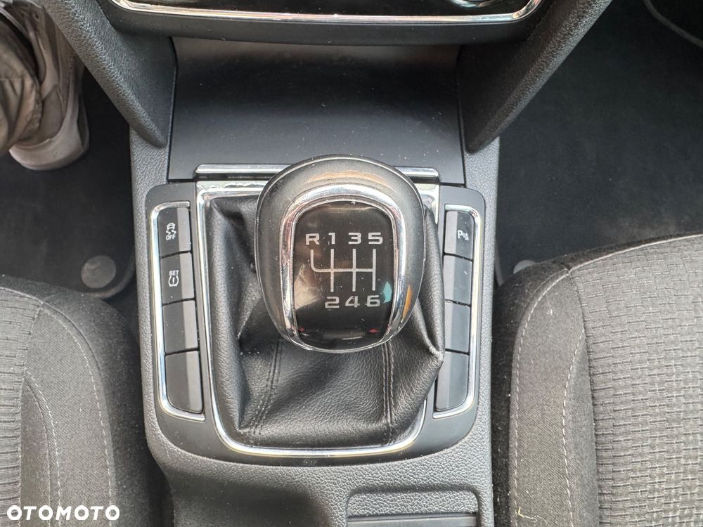 Skoda Superb 2.0 TDI PD Elegance - 16