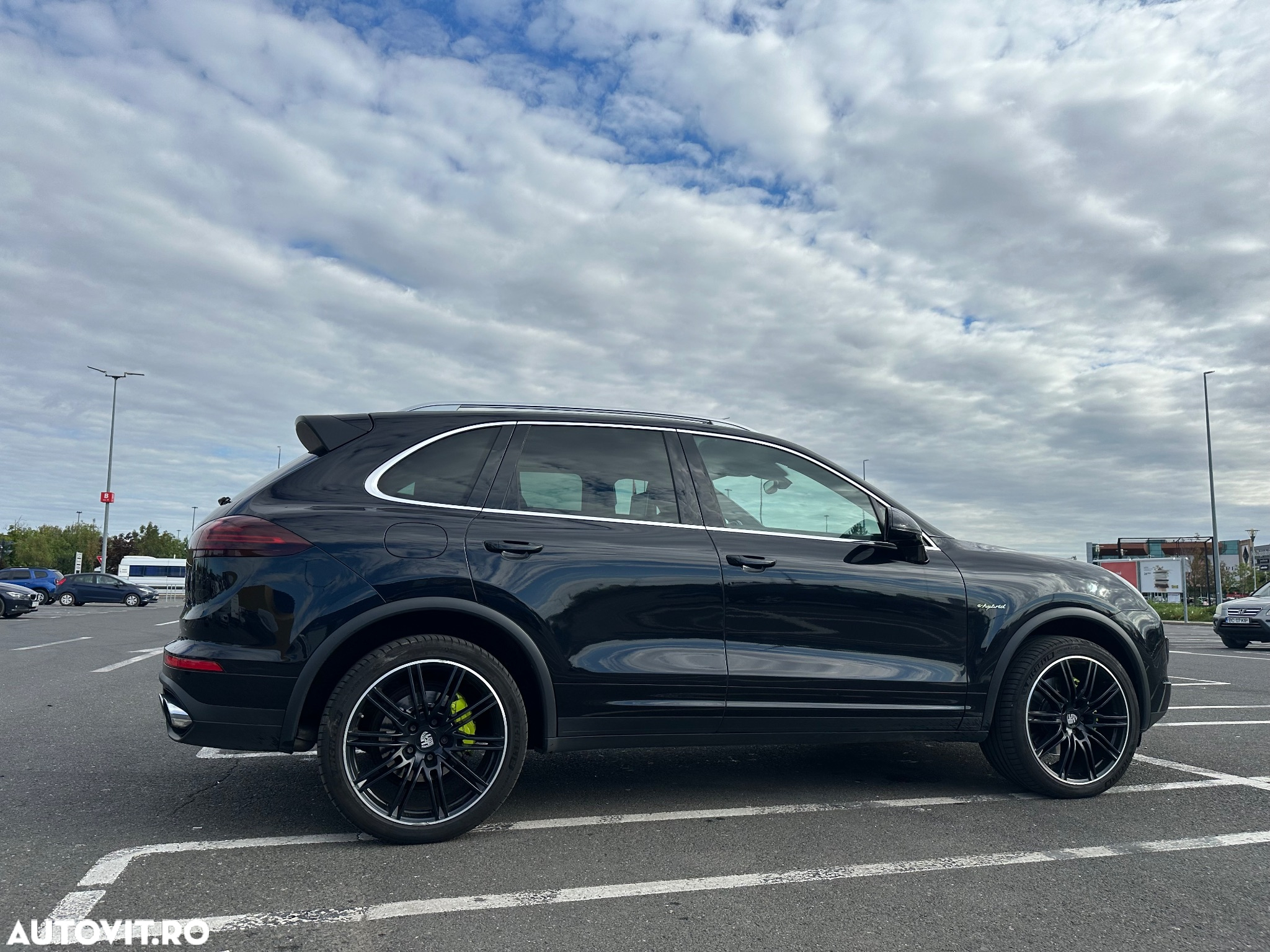 Porsche Cayenne - 12