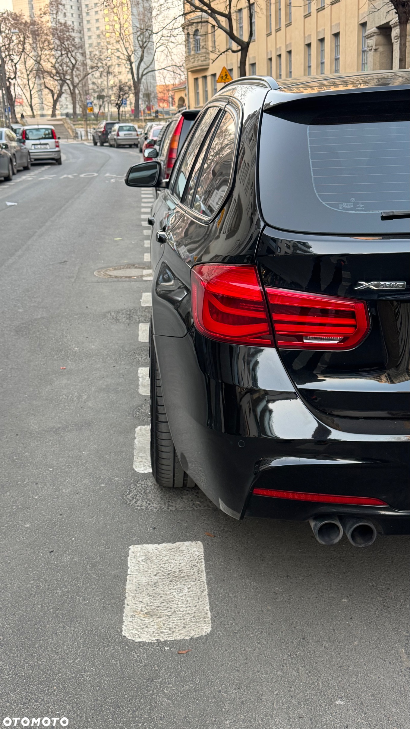 BMW Seria 3 330i xDrive - 25