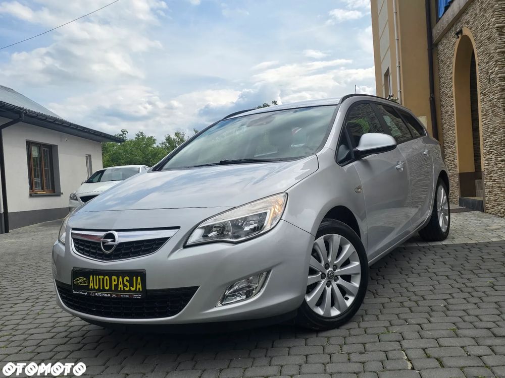 Opel Astra 1.4 Turbo Cosmo - 2