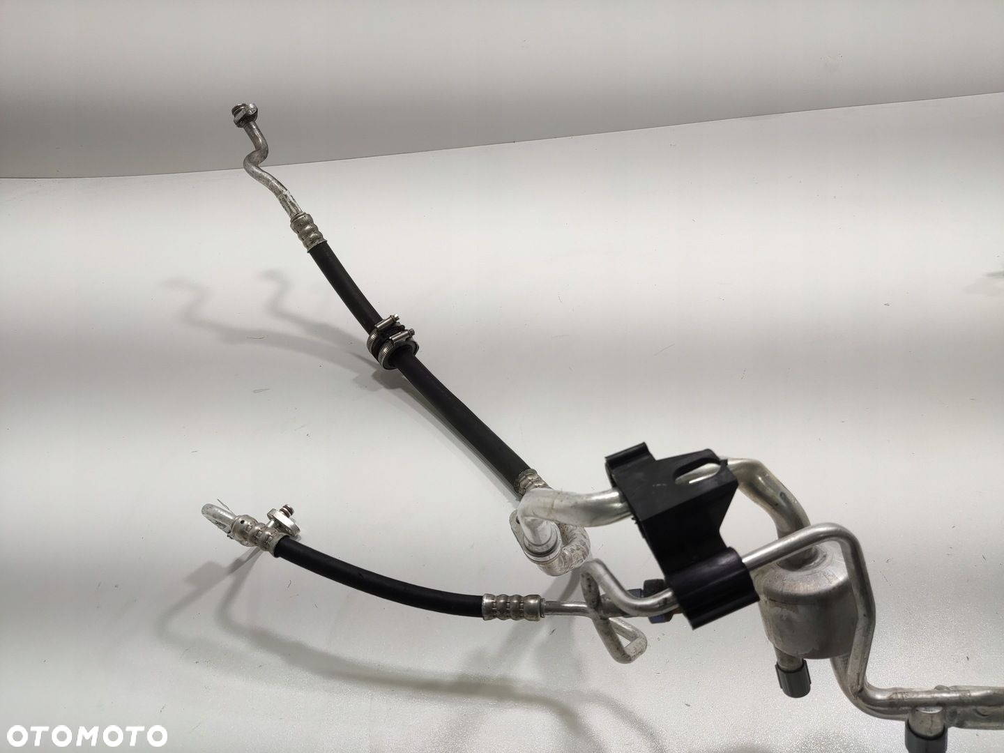 PRZEWÓD KLIMATYZACJI CITROEN C4 PICASSO II 2013-2016 9806581680 9675103680 - 6