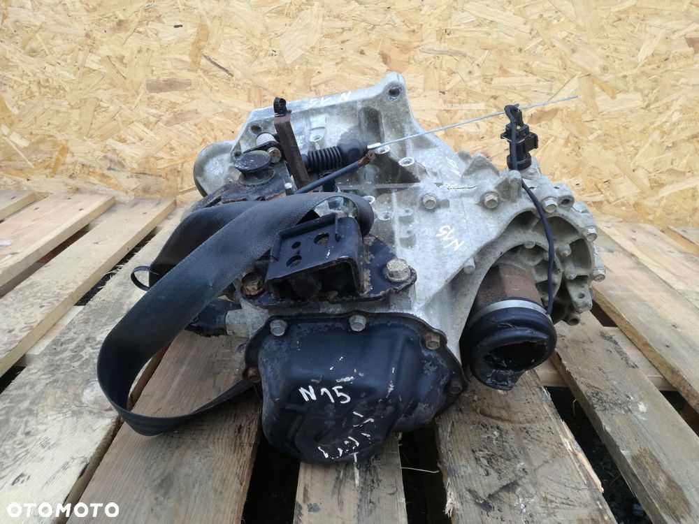 hyundai i30 skrzynia biegów t9j5g 1.4 benzyna 103km 5-biegów 2009r - 2