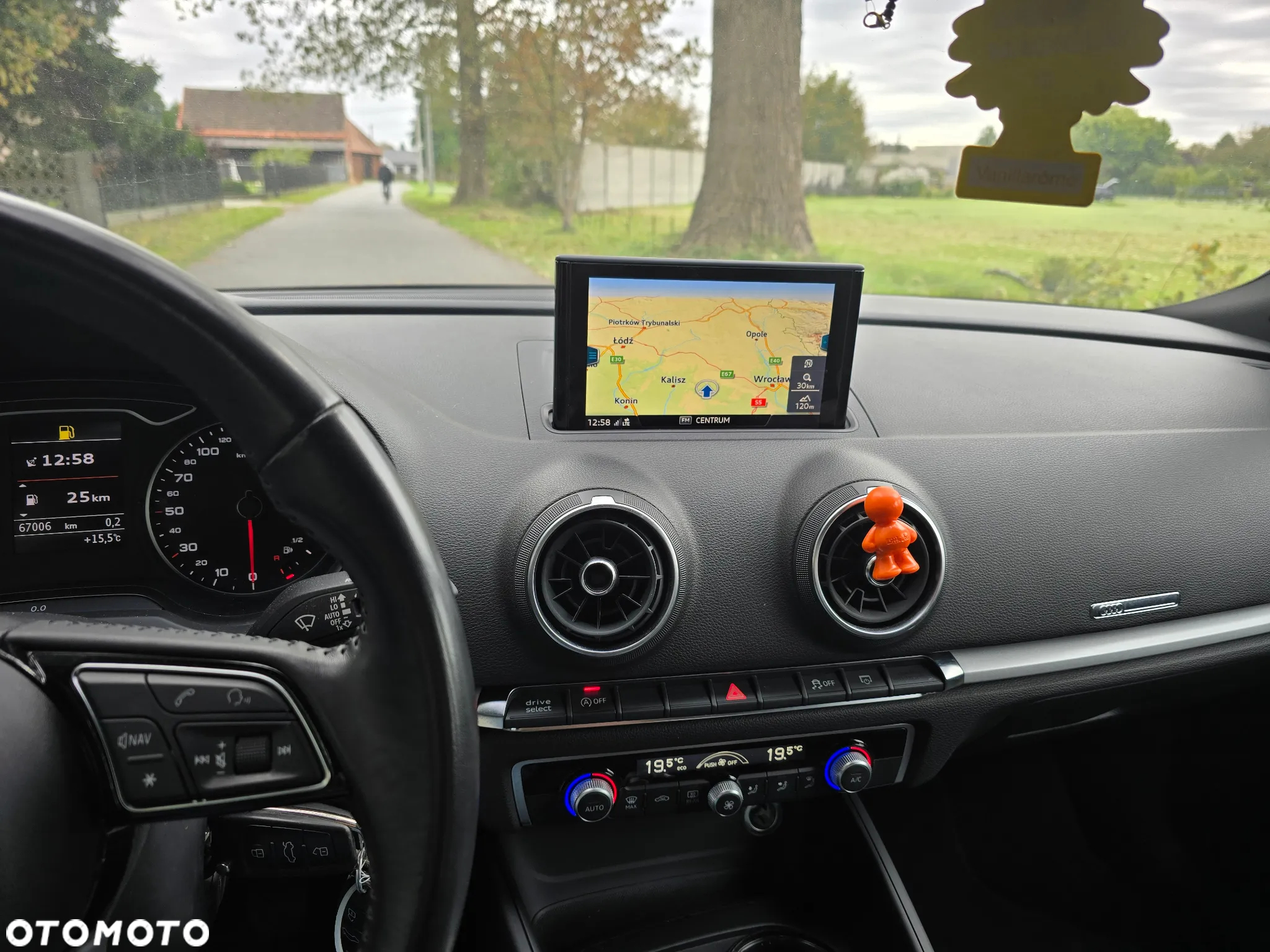 Audi A3 Sportback 1.6 TDI (clean diesel) Ambiente - 11