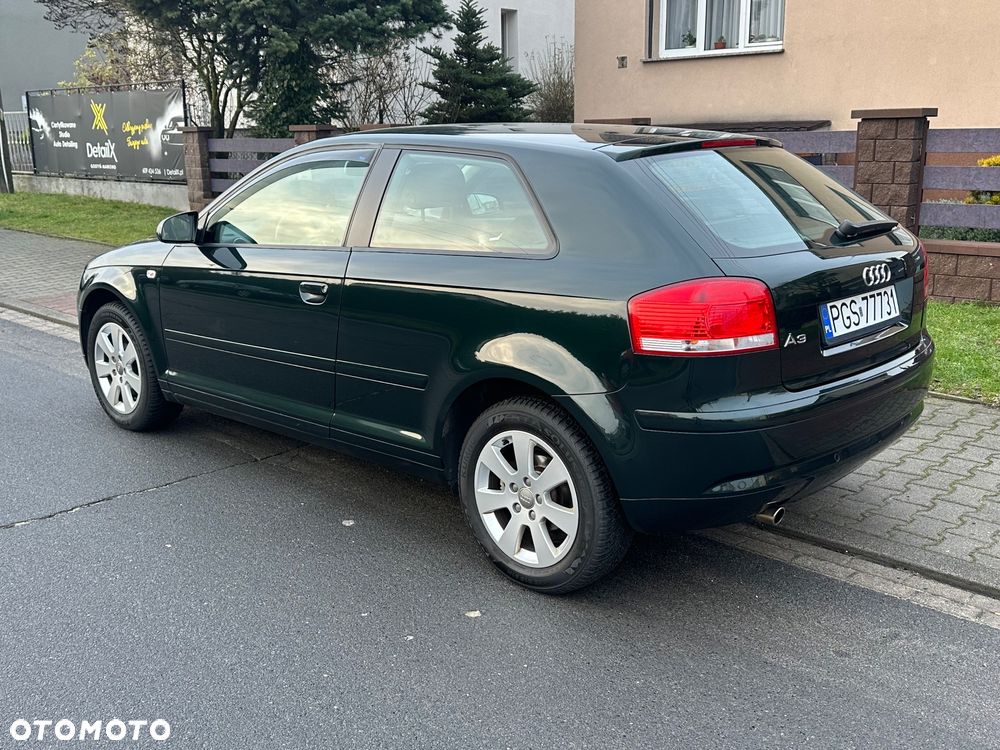 Audi A3 3-drzwiowe 1.6 Ambition - 4