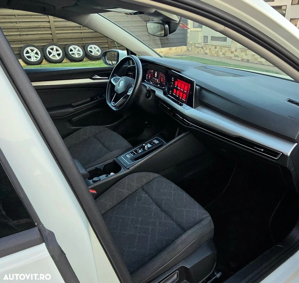 Volkswagen Golf 2.0 TDI SCR DSG Life - 24