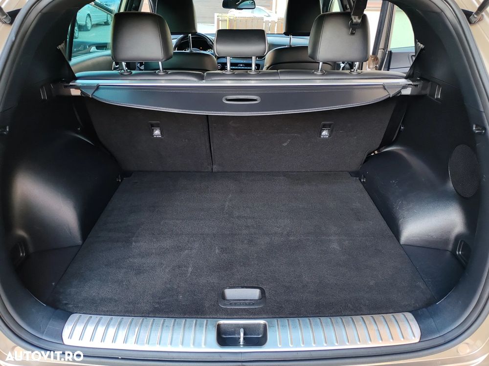 Kia Sportage 2,0 CRDI AWD Aut. GT Line - 22