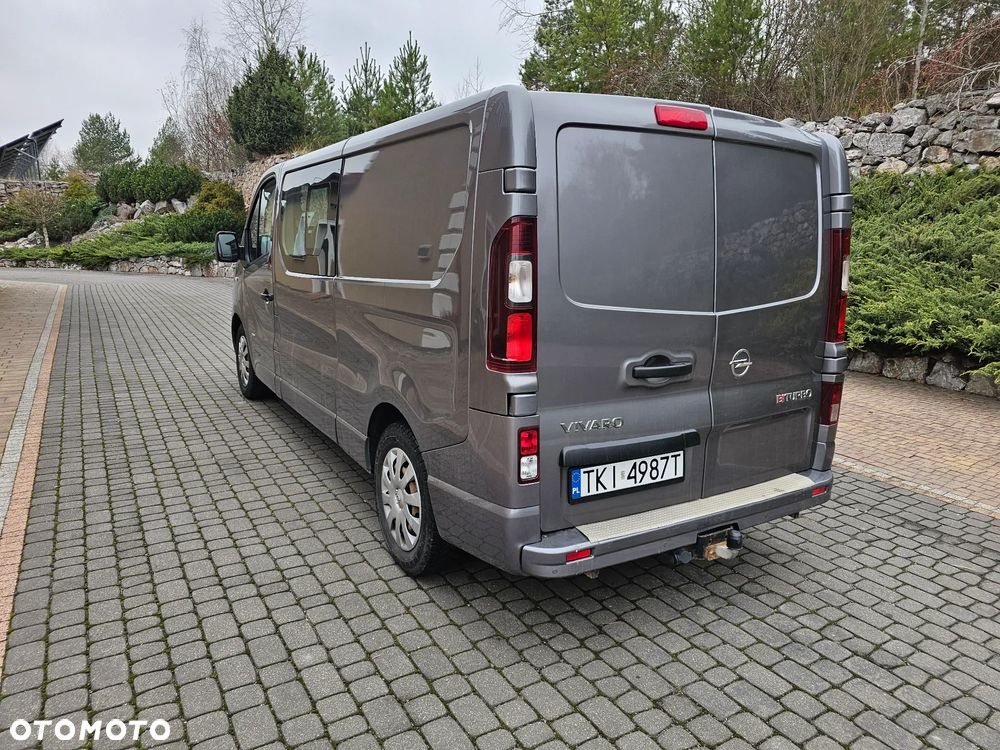 Opel Vivaro - 6