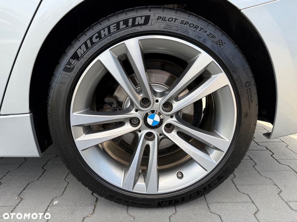 BMW Seria 3 - 18