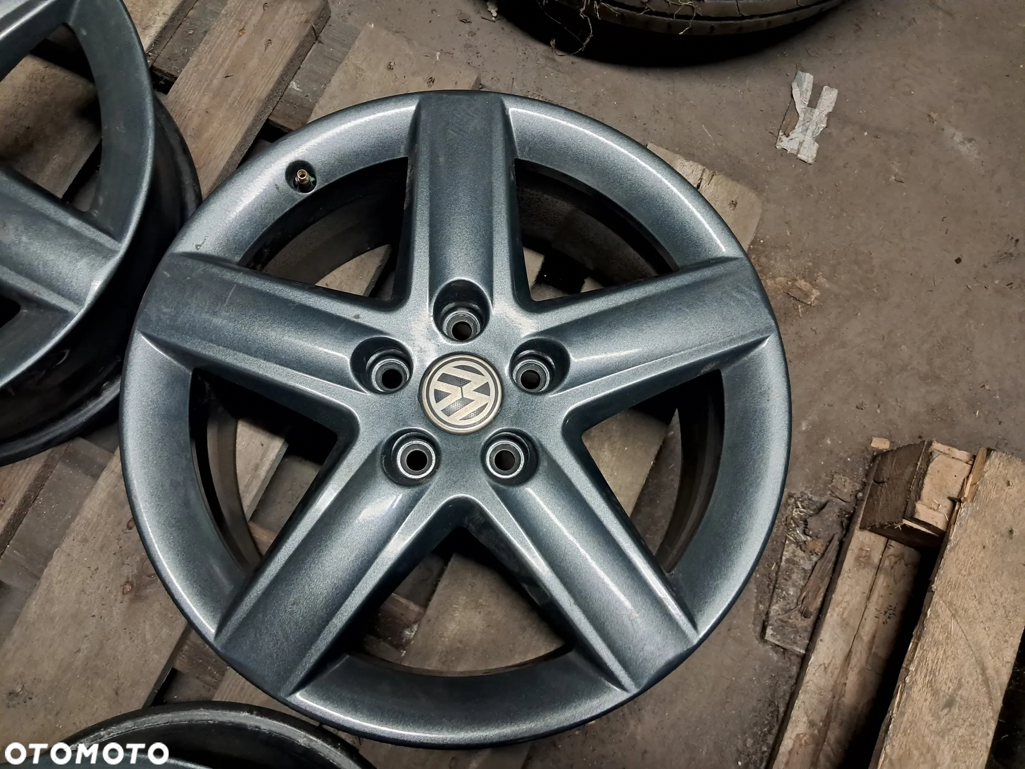 Felgi alu 7.5 17 5x112 Audi VW Skoda Seat - 4