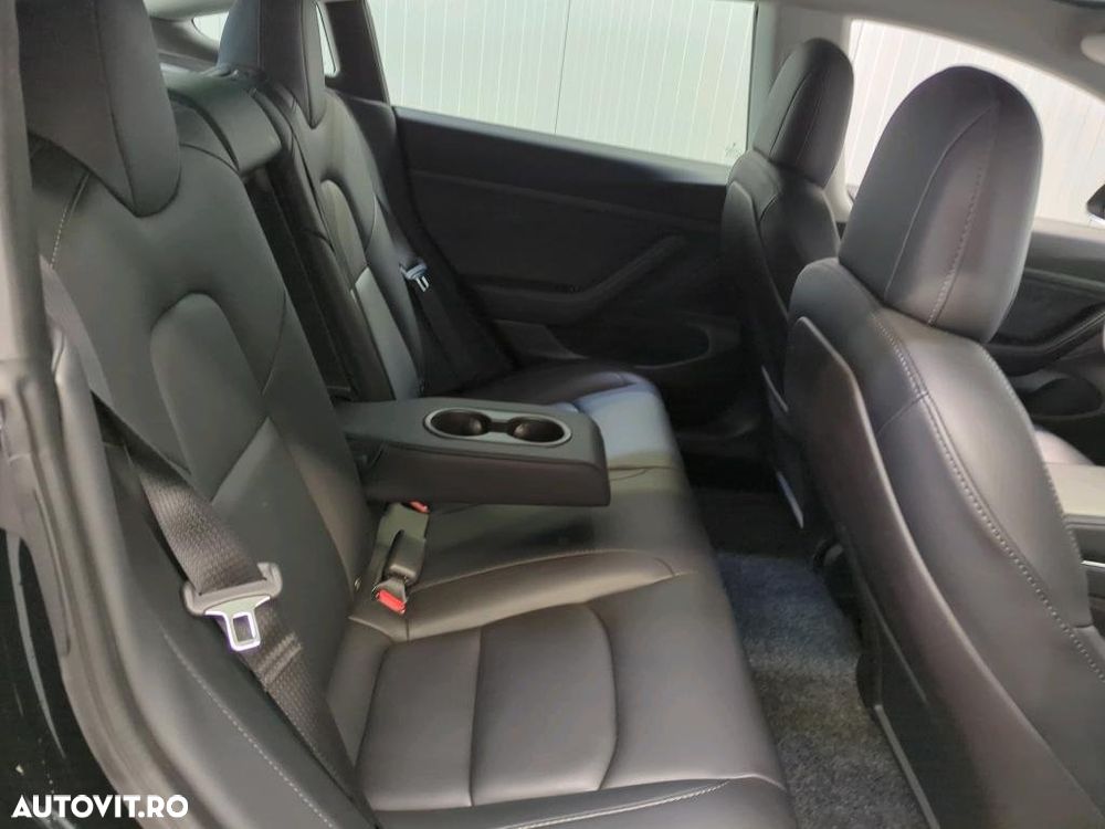 Tesla Model 3 Standard Reichweite Plus Hinterradantrieb - 5