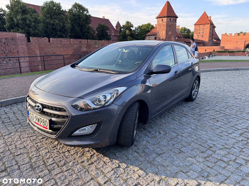 Hyundai i30 1.6 GDI Comfort - 13