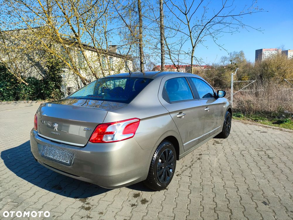 Peugeot 301 1.2 Pure Tech Active - 3