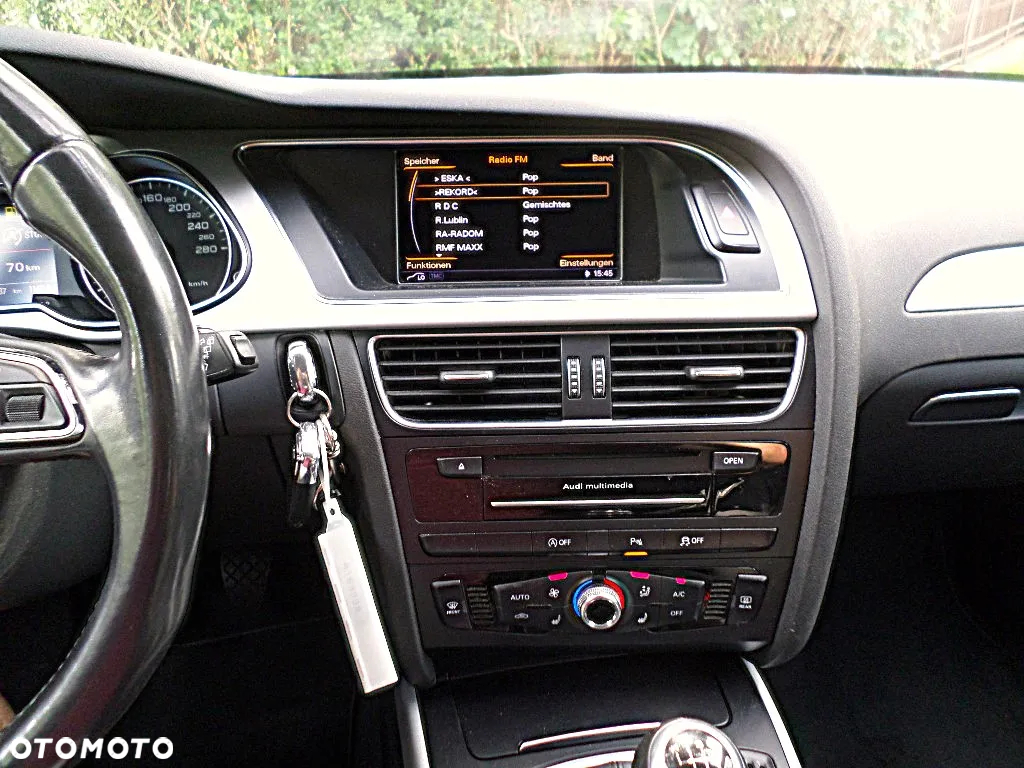 Audi A4 Avant 2.0 TDI DPF clean diesel S line Sportpaket - 10