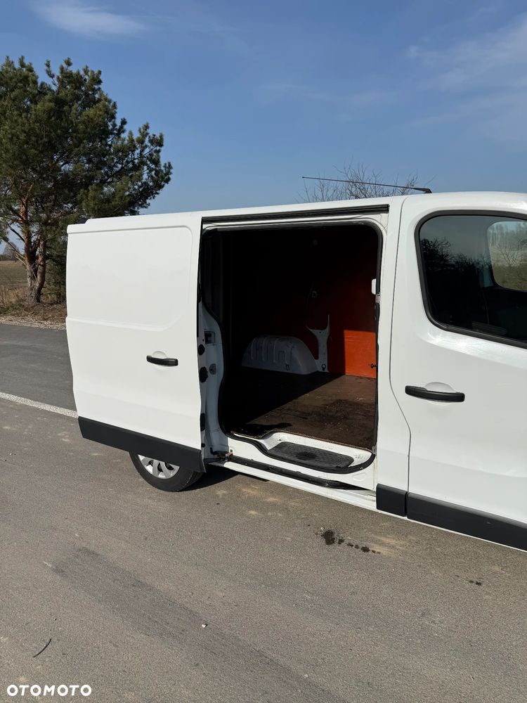 Renault Trafic - 10