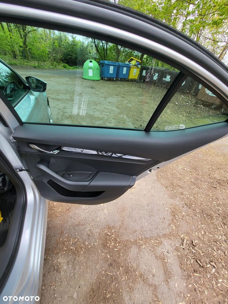 Skoda Octavia 1.5 TSI ACT Style - 12