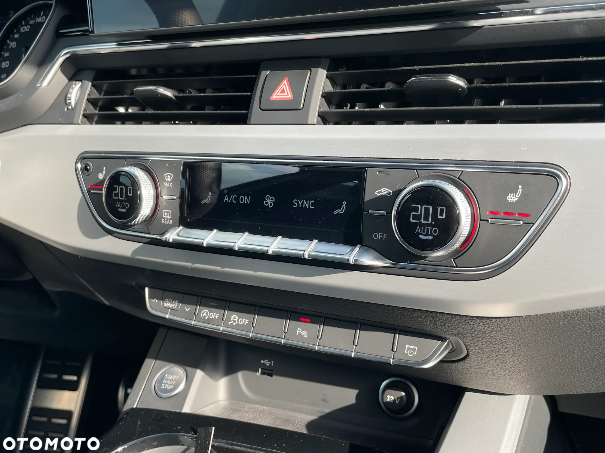 Audi A4 Avant 40 TDI S tronic S line - 16
