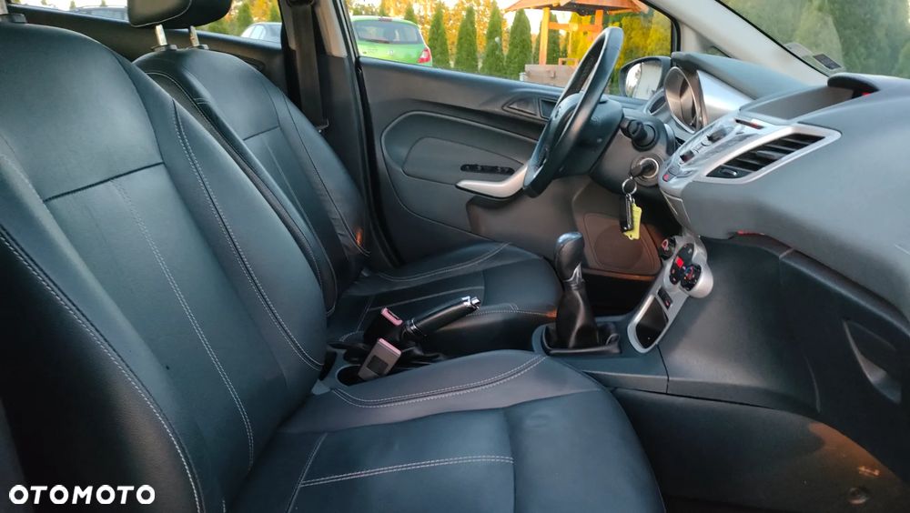Ford Fiesta 1.6 TDCi Individual - 7