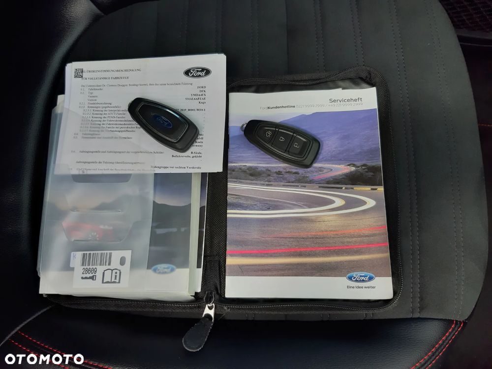 Ford Kuga 2.0 EcoBlue 4x4 ST-LINE - 40
