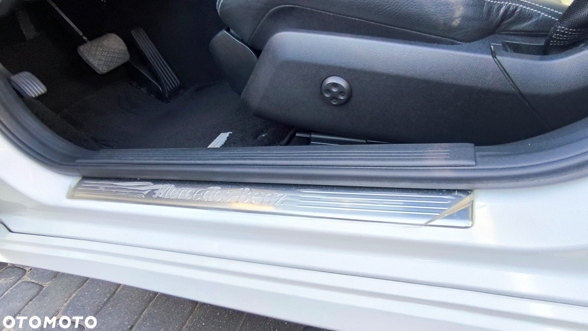 Mercedes-Benz Klasa E 400 Avantgarde - 21