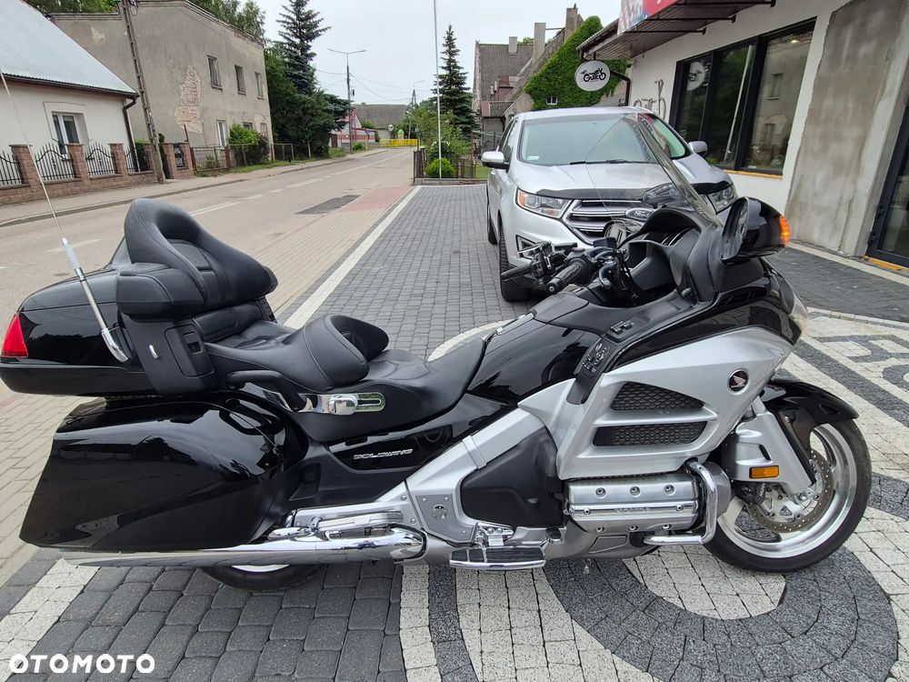 Honda GL - 5