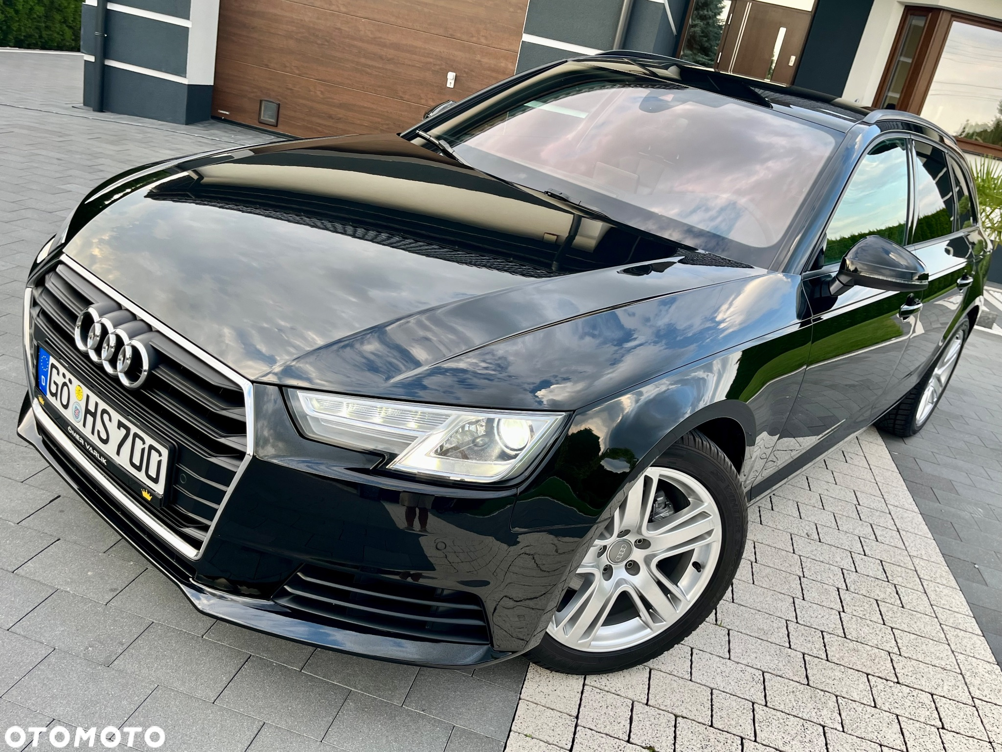 Audi A4 Avant 2.0 TDI Design S tronic - 4