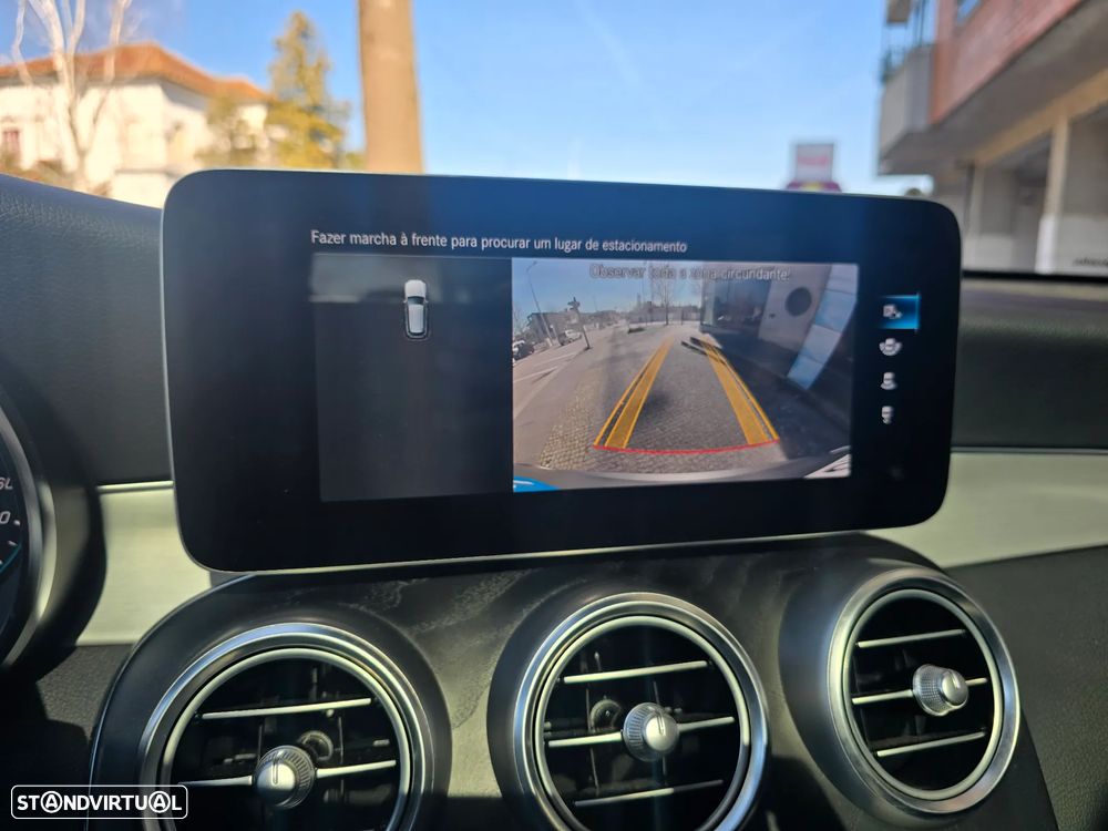 Mercedes-Benz GLC 300 de 4Matic 9G-TRONIC AMG Line Plus - 35