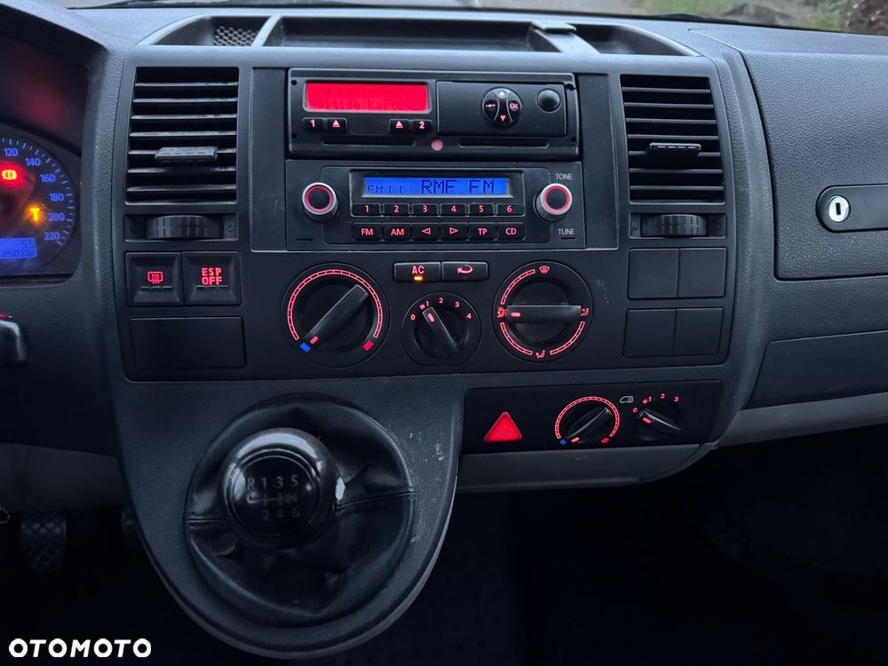 Volkswagen Transporter - 21