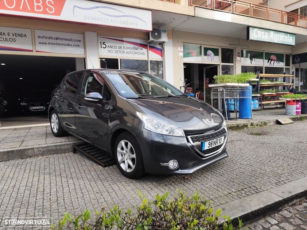 Peugeot 208 1.2 PureTech Active - 10