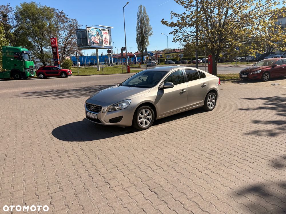Volvo S60 D3 - 20