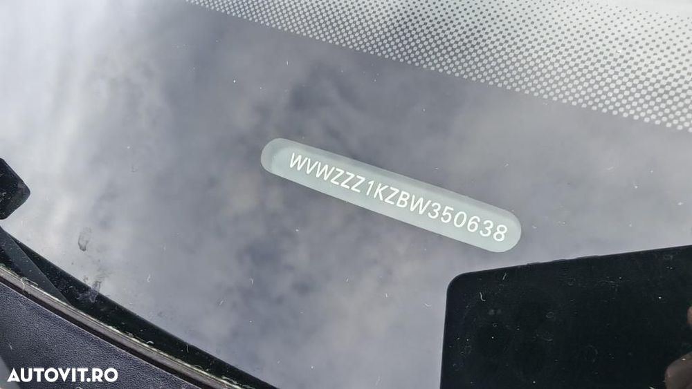 Volkswagen Golf - 24