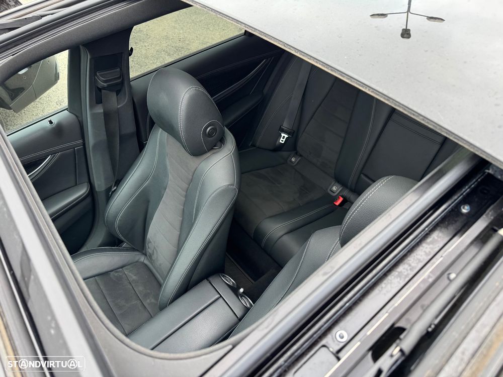 Mercedes-Benz E 300 de AMG Line - 2