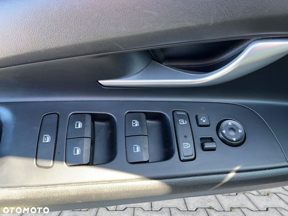 Hyundai Elantra 1.6 Smart CVT - 10