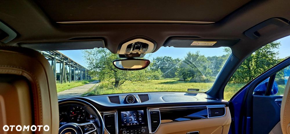 Porsche Macan Standard - 19