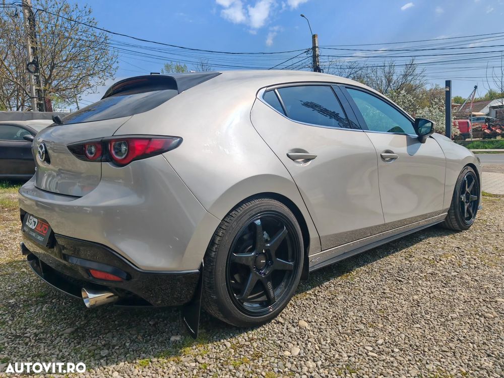 Mazda 3 e-SKYACTIV-X 186 M HYBRID EXCLUSIVE-LINE - 29