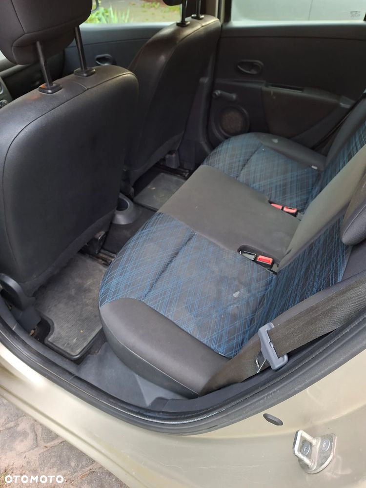 Renault Clio 1.2 16V Expression - 4