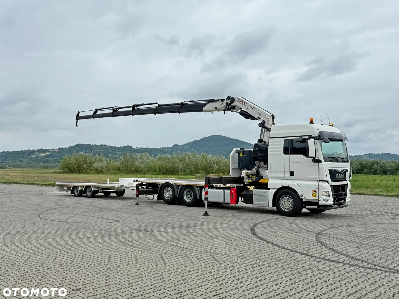 MAN TGX 26.440 * FASSI F455A.2.26E + PILOT + PRZYCZEPA * STAN BDB - 2
