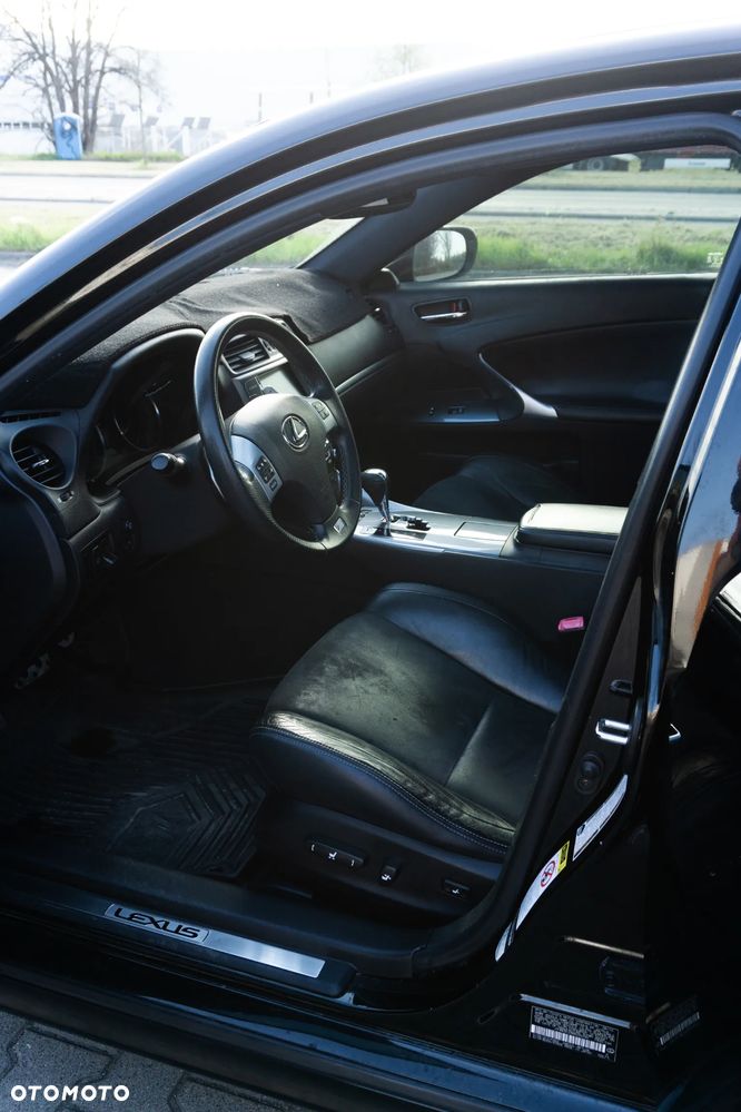 Lexus IS ver-350 - 14