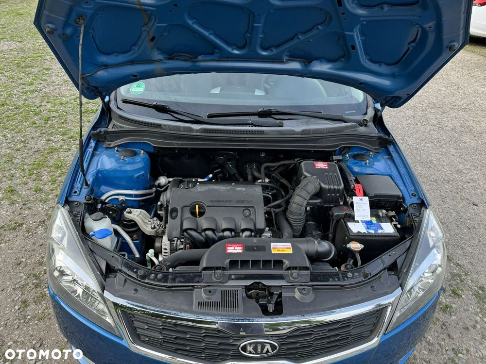 Kia Ceed 1.4 CVVT Vision - 37