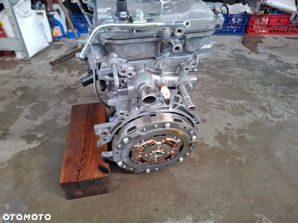 TOYOTA AURIS E18 1.8 HYBRYDA HB SILNIK 2ZR - 6