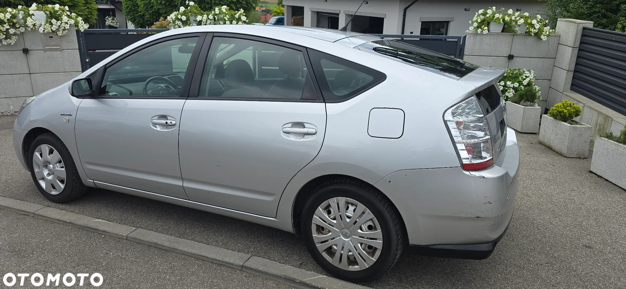 Toyota Prius (Hybrid) Comfort - 7