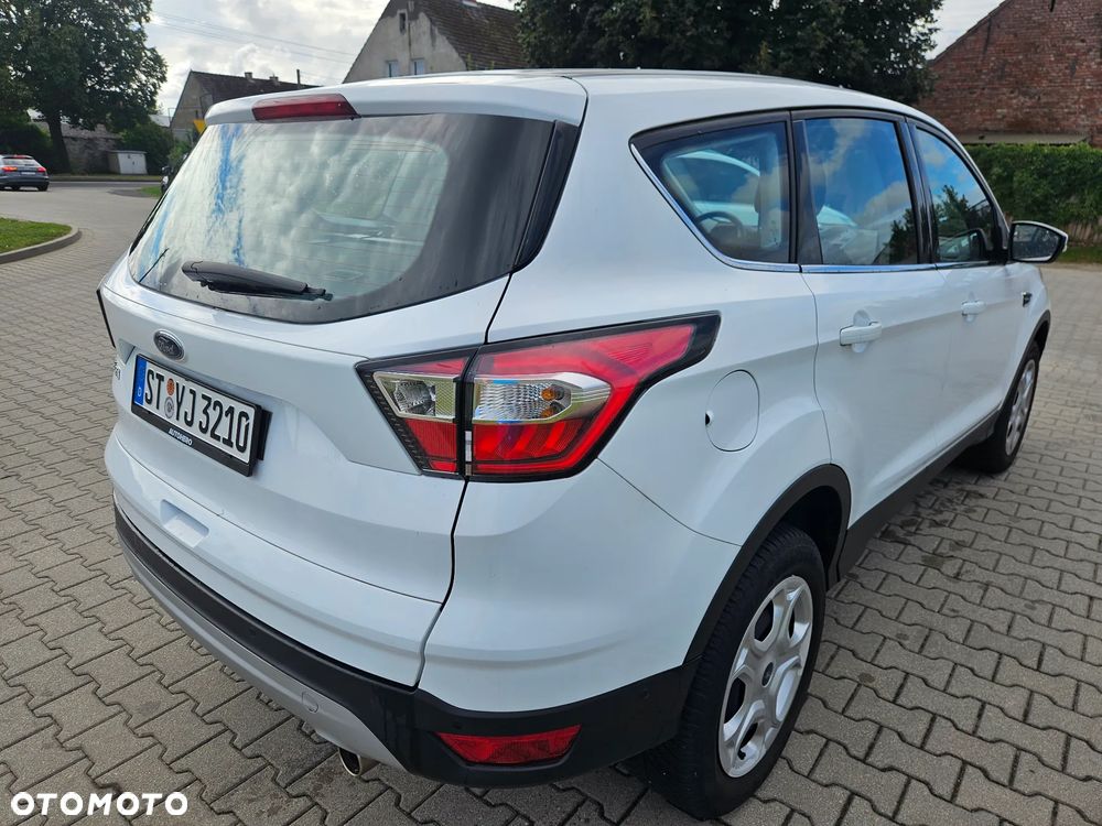 Ford Kuga 1.5 EcoBoost 2x4 Business Edition - 5