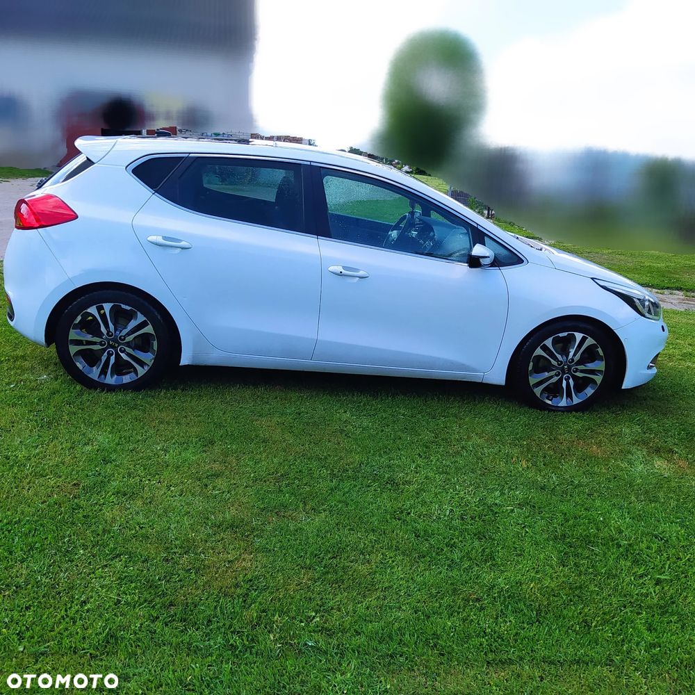 Kia Ceed 1.6 GDI DCT Spirit - 4