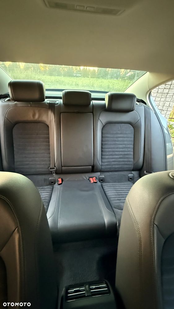 Volkswagen Passat 2.0 TDI BMT Highline DSG - 8