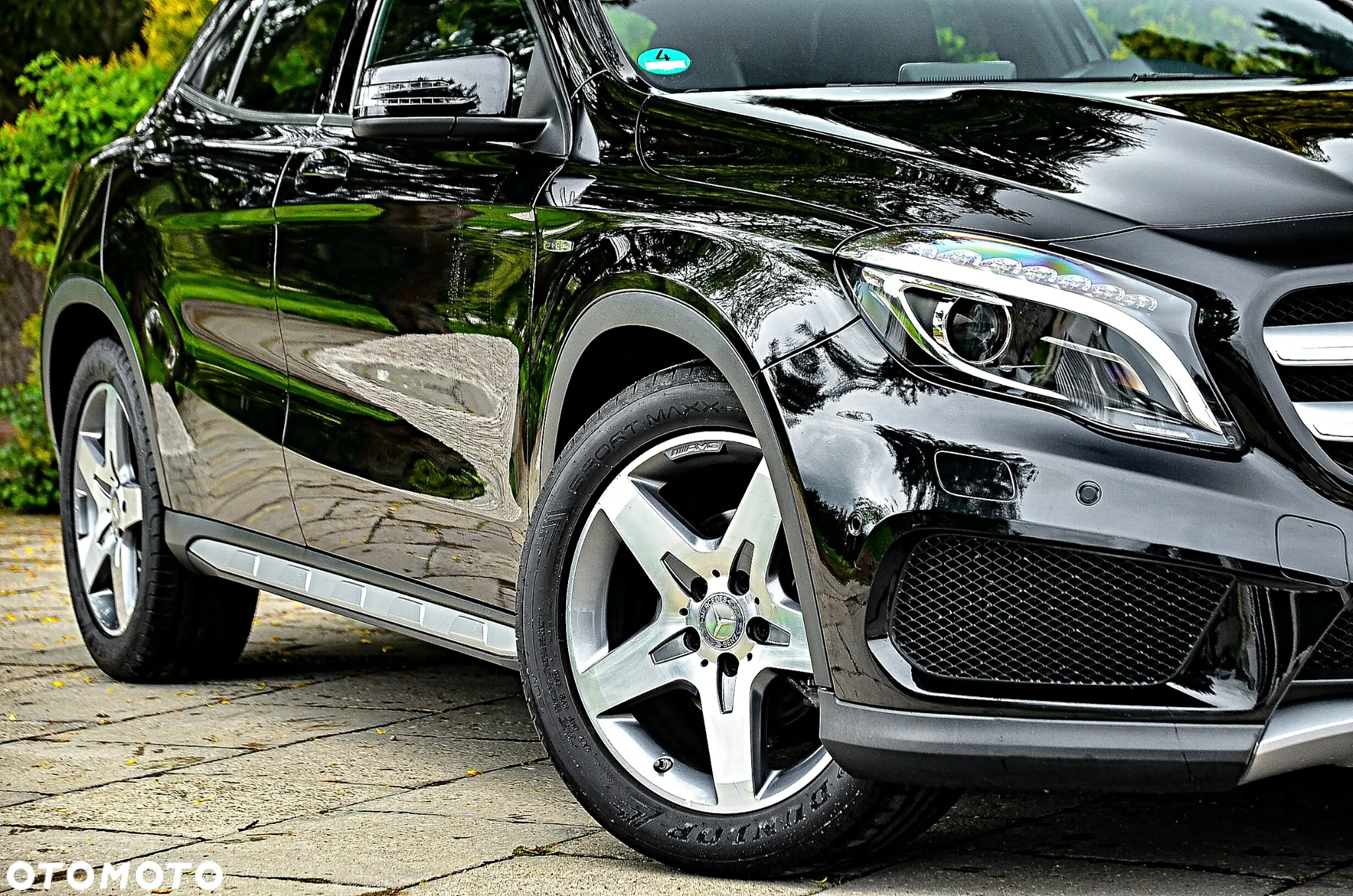 Mercedes-Benz GLA 180 7G-DCT AMG Line - 10