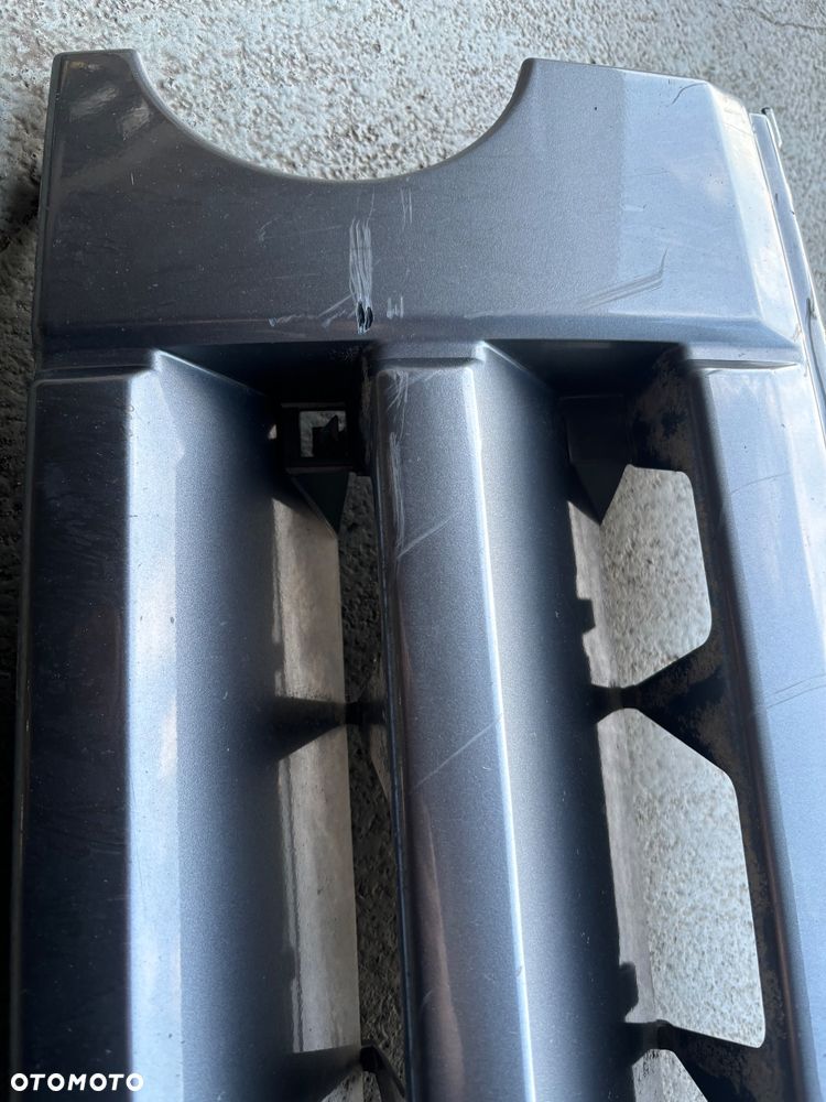 LAND ROVER DISCOVERY III 3 GRILL ATRAPA DHB000274 - 2