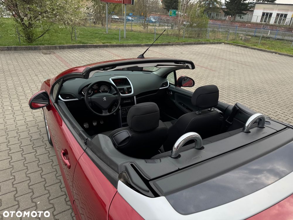Peugeot 207 CC - 16